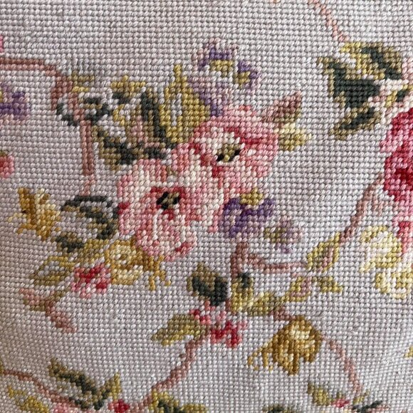 TRACY PORTER Beautiful Floral Design Needlepoint Decorative Pillow Tassel Trim - Picture 2 of 8